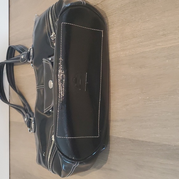 Multi Pocket Tote Handbag from Kathy Van Zealand - Picture 4 of 16